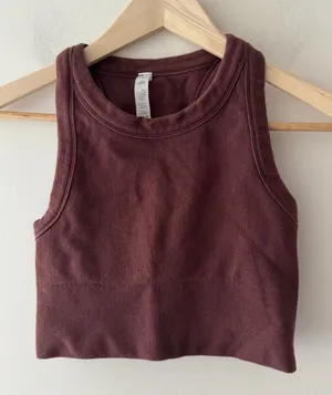 Alo Yoga Delight Seamless Knit Bra Tank Top Cherry Cola thumbnail 1