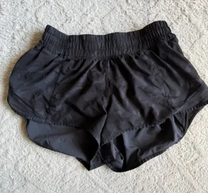 Lululemon Shorts 2.5" thumbnail 1
