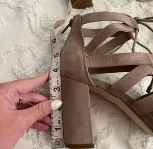 Steve Madden Madden Girl lace up block heel sandals thumbnail 4