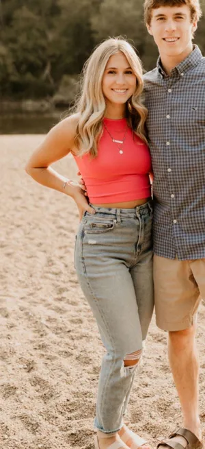 American Eagle Stretch Curvy Mom Jeans thumbnail 1