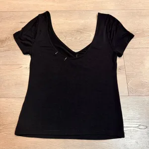 TEN SIXTY SHERMAN Black Double‎ V Neck Short Sleeve Womens Top Size Medium M thumbnail 2