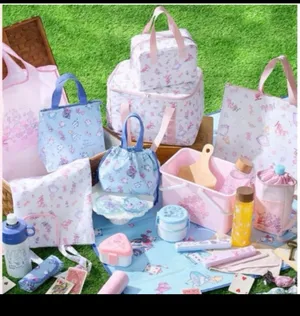 Disney x Diaso Alice in Wonderland Picnic Blanket thumbnail 11
