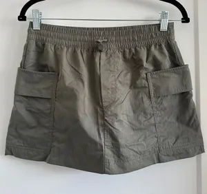 Zara army green cargo skort thumbnail 1