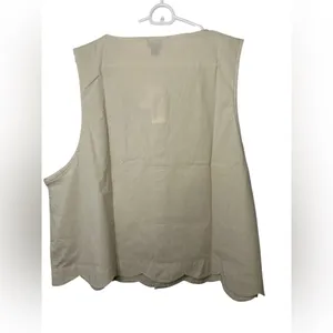 American Eagle Button Down Scalloped Sleeveless Beige Top NWT thumbnail 2