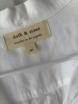 Tencel Anthropologie Cloth & Stone Button down Blouse Shirt Size Med thumbnail 9