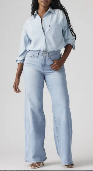 Levi's 318 Shaping Jeans thumbnail 1