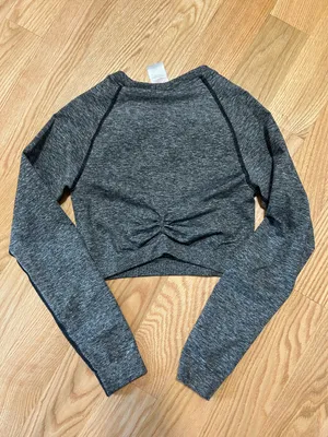 Gymshark Top thumbnail 4