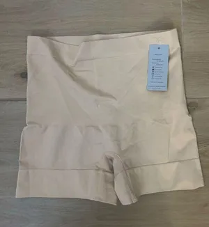 NEW Shapewear Shorts Anti Chafing Boyshorts Seamless Slip Shorts L thumbnail 1