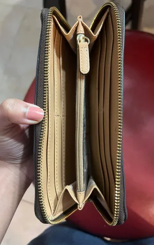 Wallet thumbnail 2