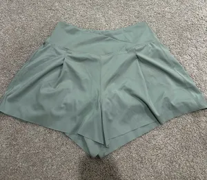 Yogalicious Lux Shorts thumbnail 1