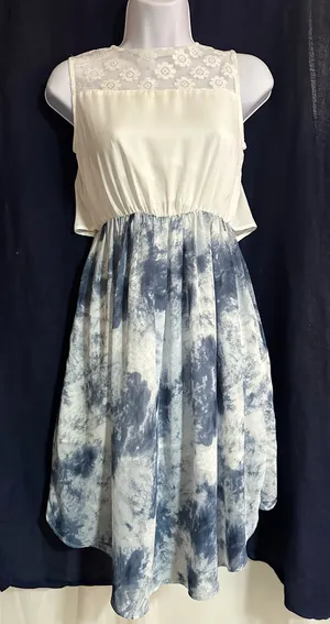 Dress sunny fashion thumbnail 1