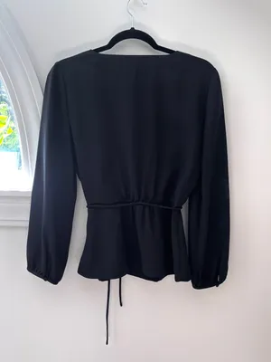 J.Crew Drapey Crepe Faux Wrap Top Blouse Black Size 8 Tailored Elegant Office thumbnail 6