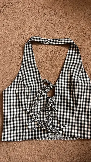 Forever 21 Top Halter Black thumbnail 2