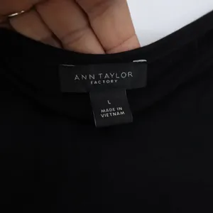 Ann Taylor Top Womens L Factory Black Puff Sleeve Cotton Solid Excellent thumbnail 2