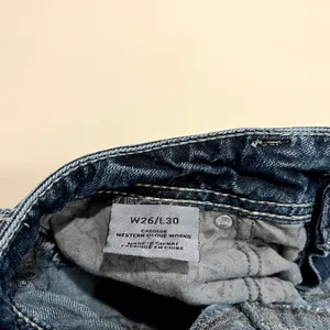 Silver Jeans Y2K Suki Low Rise Bootcut Dark Wash Embellished Size 26 thumbnail 8