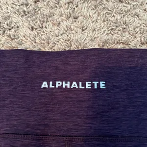 Alphalete ‼️ Leggings‼️ thumbnail 4