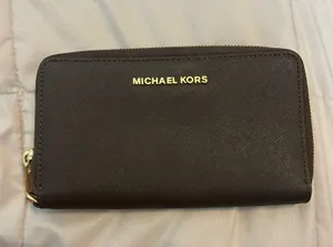 Michael Kors Wallet thumbnail 1