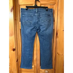 7 For All Mankind Women's Straight Leg‎ Jeans Medium Wash Blue Denim Sz 30 thumbnail 3