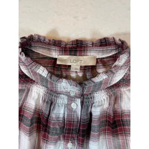LOFT Plaid Button Up Shirt Womens Size Medium Ruffle Neck Long Sleeve thumbnail 3