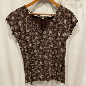 Carolyn Taylor Y2K chocolate brown scalloped trim crinkle lightweight cottagecore top v-neck thumbnail 2