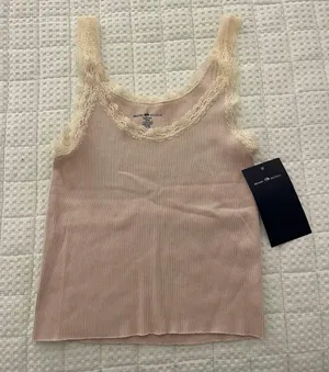 Light Pink Lace Tank Top thumbnail 1
