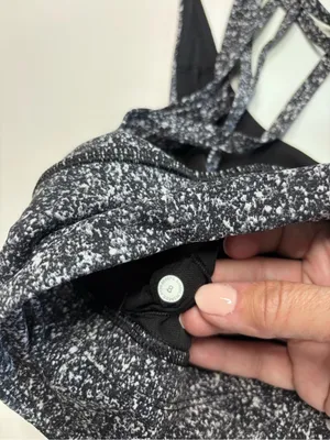lululemon athletica Black Speckled Free to Be Me Multi-Strap Sports Bra NWOT Sz8 thumbnail 6