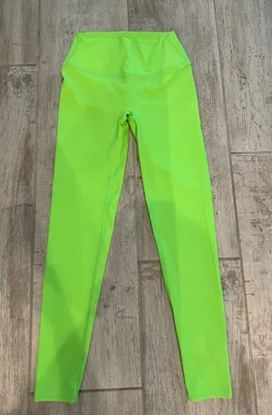 Neon Green Seamless Glute Defining Leggings thumbnail 1