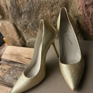 Heels Chic Gold Women's Heels Alice & Olivia Stacey Bendet Ivoryplatform size 40 thumbnail 6
