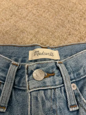 Jeans thumbnail 3