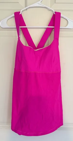 Lululemon tank top thumbnail 1