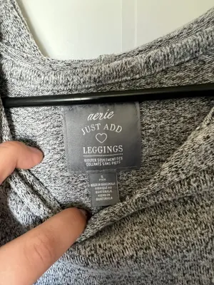 American Eagle Outfitters Sweater Pullover thumbnail 3
