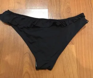 H&M Bikini Bottoms Size 4 NWT thumbnail 2