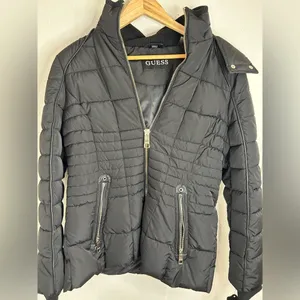 Guess Women’s Medium Black Quilted Puffer Jacket Warm Stylish Hooded Winter Coat thumbnail 3