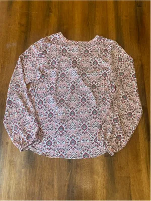 Loft Top Medium Cream with Red Black Floral Design thumbnail 5