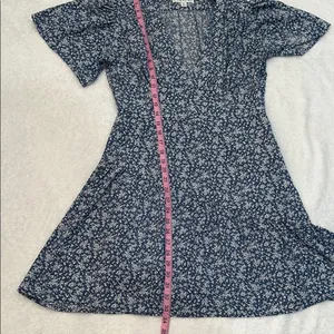 She + Sky Blue and White Boho Preppy V-Neck Flutter Sleeve Sundress Size Medium thumbnail 4