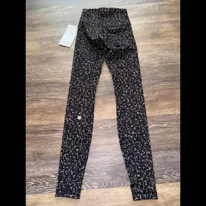 Lululemon Wunder Train High Rise 28” Fluctuate Micro Pink Size 2 NWT thumbnail 2