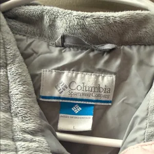 Columbia Women's Light Pink Quilted Puffer Jacket thumbnail 2