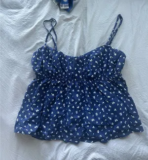 Small floral babydoll top thumbnail 1