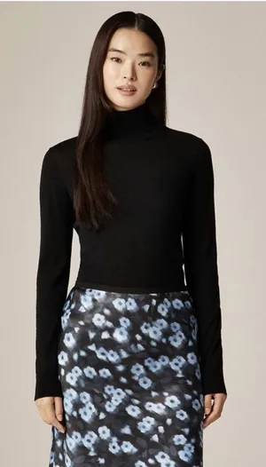 NWT J. Crew Carolyn Turtleneck in Merino Wool Fitted Sweater Black Size Small thumbnail 1