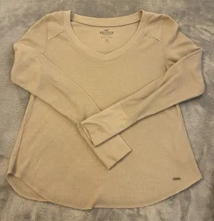 Hollister Women's Cream Waffle-Knit Long Sleeve Top Size XSMALL thumbnail 1