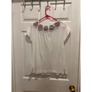 Anthropologie Deletta Womens Large White Scalloped Petal Collar‎ Tie Neck Tee L thumbnail 5
