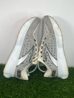 Brooks Glycerin 20 Running Shoes Gray Cream Women Size 9.5 Road Running Sneakers thumbnail 7