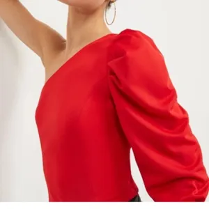 Sugarlips Such a Betty One Shoulder Red Top SZ M thumbnail 2