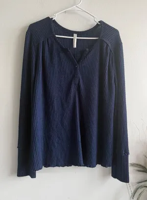 Anthropologie Womens Navy Blue Waffle Knit Henley Long Sleeve‎ Top Large 1192 thumbnail 1