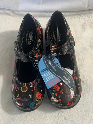 Easy Works by Easy Street Women's Size 7.5 Slip Resistant Slip Resistant Shoes thumbnail 1