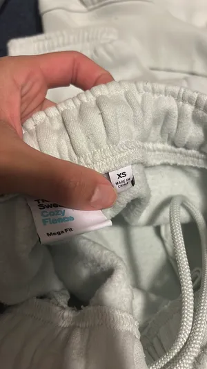 Aritzia TNA Sweat Set thumbnail 5