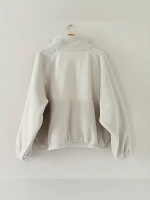 Blogilates Campfire Fleece Sherpa Jacket size XL thumbnail 4