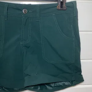 The north face dark green water resistant outdoor shorts thumbnail 3