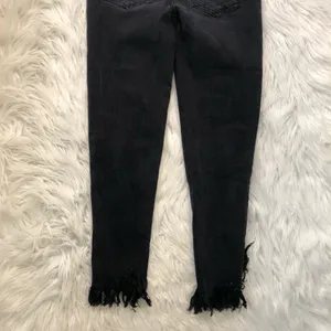 Five Plus Women's Size Small Cropped Jeans Black Fringe Studded Waist thumbnail 11