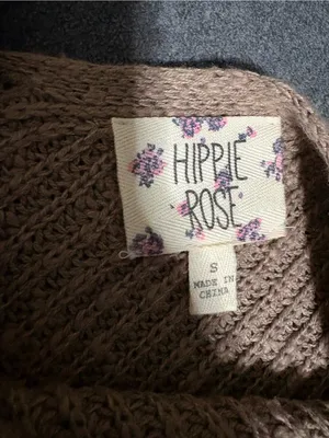 Hippie Rose V-Neck Button Up Back Chunky Knit Sweater Taupe Brown Size S thumbnail 5